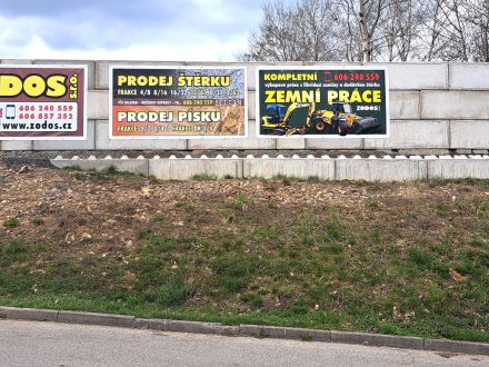 PIXEL reklama - bannery s oky po obvodu, rozměr 2775x1500mm - umístění v areálu benzinové pumpy ZODOS v Orkouhlici