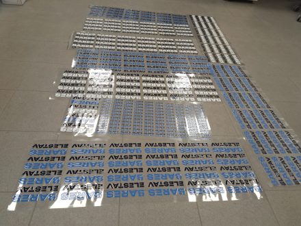 PIXEL reklama - 3D samolepky